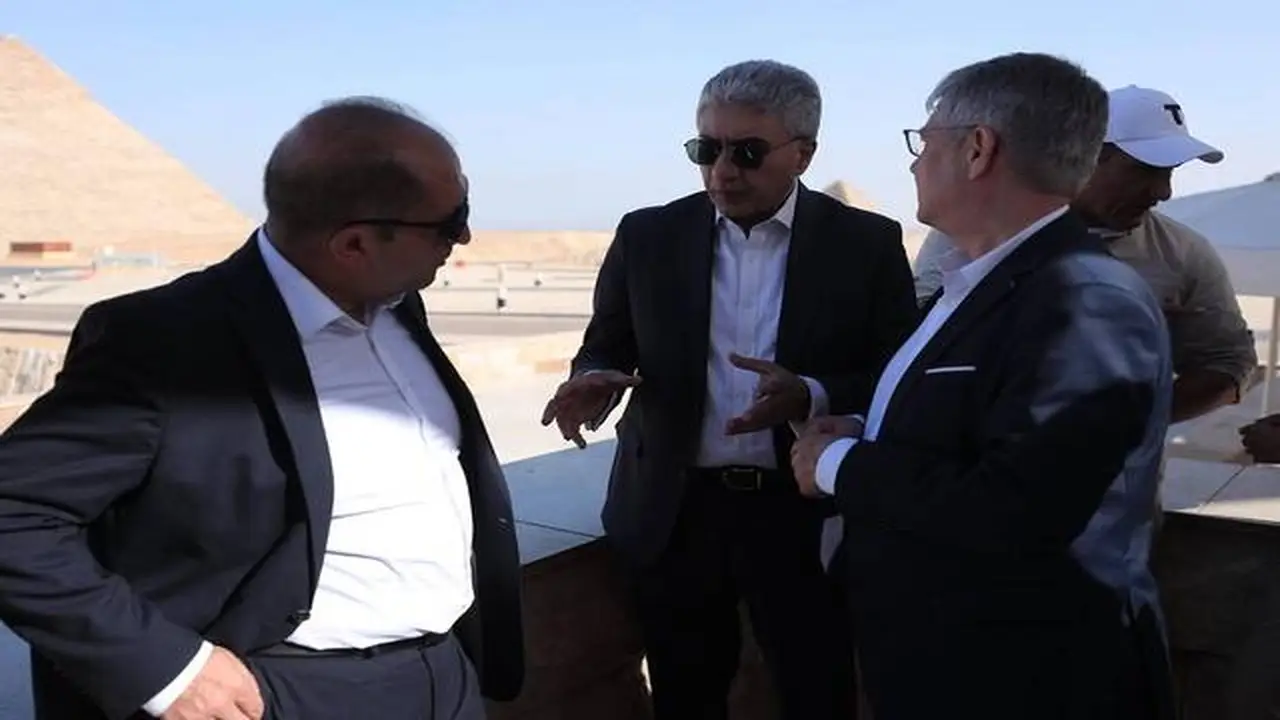 وزير السياحة يبحث مع اتحاد DRV خطط زيادة تدفق السائحين الألمان إلى مصر